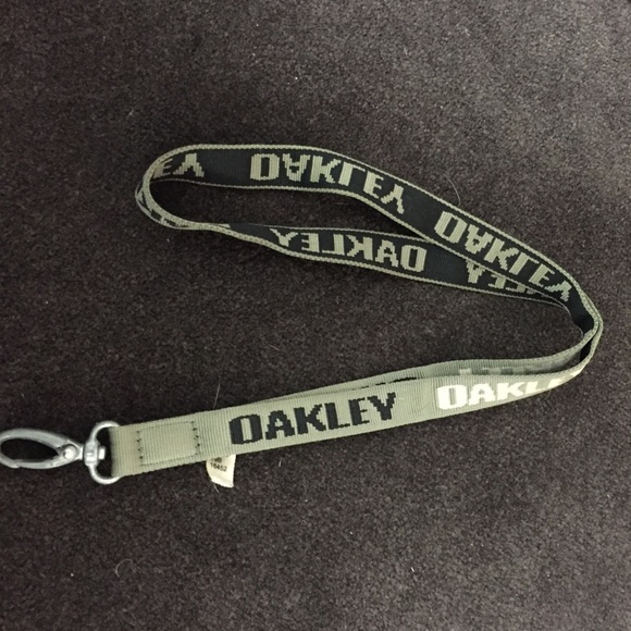 Oakley lanyard