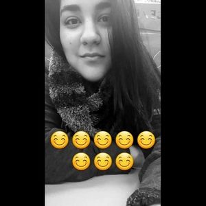 Meet your Posher, Lena