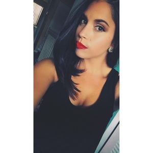 Meet your Posher, Krystal