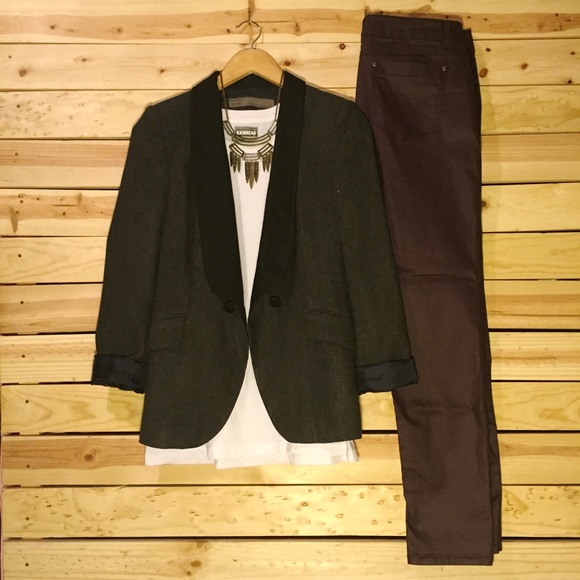 🎉HP🎉  Dark Wine Metallic Coated Skinny Jeans