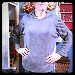 Hoodie sweater