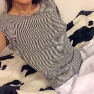 Thin stripes comfy lounge tee