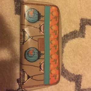 Fossil wallet used once.