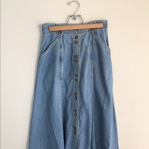 🚫SOLD🚫 FOR SALE ON ETSY! - High Waisted Skirt