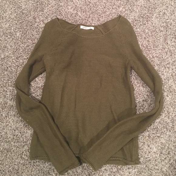 Old navy sweater