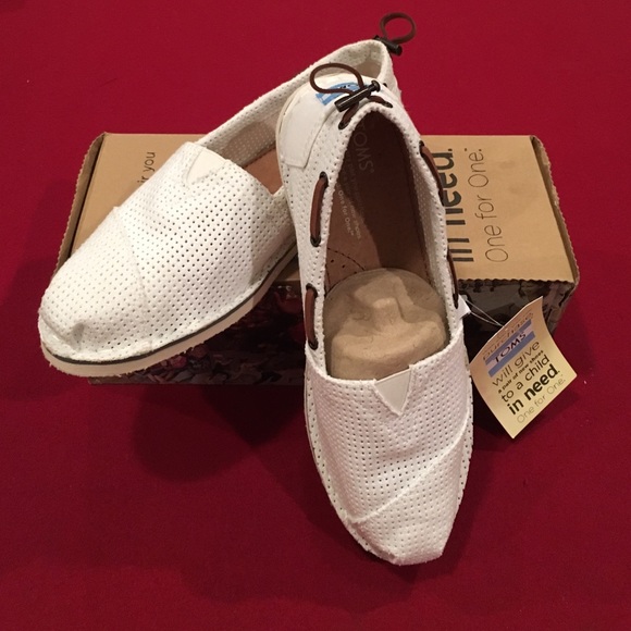 👟 Toms Shoes Brand New US size 8