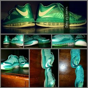 Im selling my Lebron's