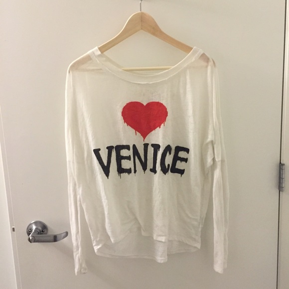 Chaser LA long sleeve heart Venice white tee top