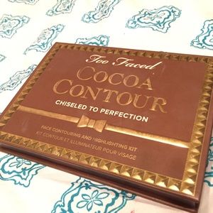 Too Faced Cocoa Contour kit