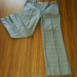 GAP Pants - Gap Straight fit modern slacks pants Sz 14 GAP Pants - Gap Straight fit modern slacks pants Sz 14