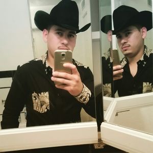 Meet your Posher, Marco antonio