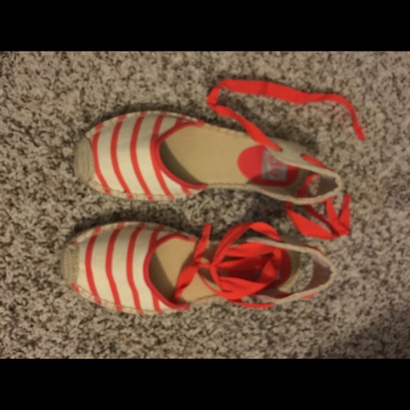 DV Zennah Espadrille