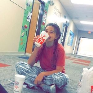 Meet your Posher, Catherine