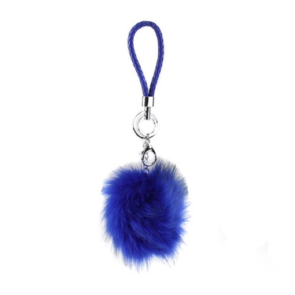 ❌SOLD❌ Pom Pom Keychain