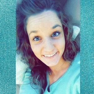 Meet your Posher, Dee