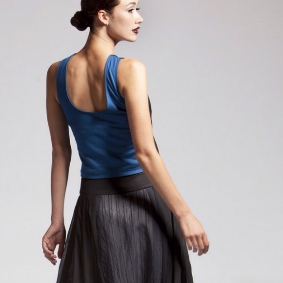 *Last one* ✨LIA LARREA blue/black leather Logen top - Picture 2 of 3