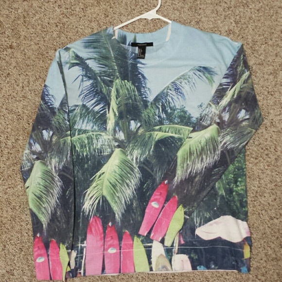 Forever 21 Palm Tree Sweater/Shirt Size Small .