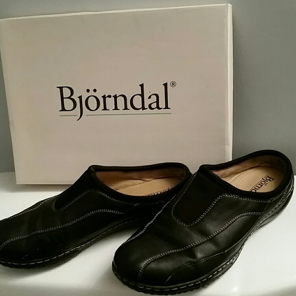 Stylish Comfort - Picture 2 of 2