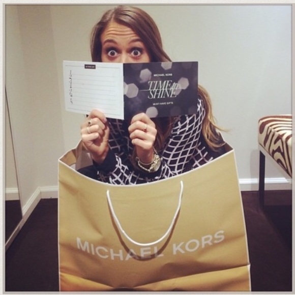 Meet your Posher, Chelsea - Picture 3 of 4