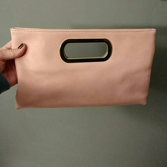 Blush clutch with optional gold chain strap