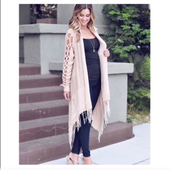 💥1 Day Sale💥 Cozy Cardigan Sweater - Picture 2 of 4