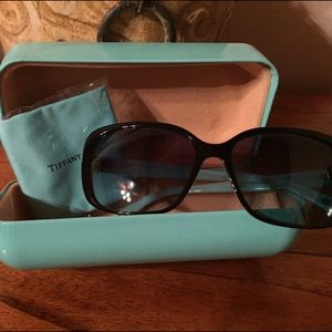 Brand new Tiffany & Co. blue sunglasses🎅🏽💙