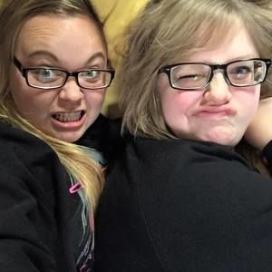 Meet your Posher, Alexandrea