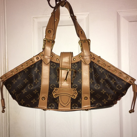 🔴SOLD!!🔴monogram buckle purse - Picture 1 of 2