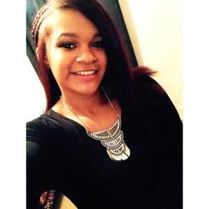 Meet your Posher, Kierra