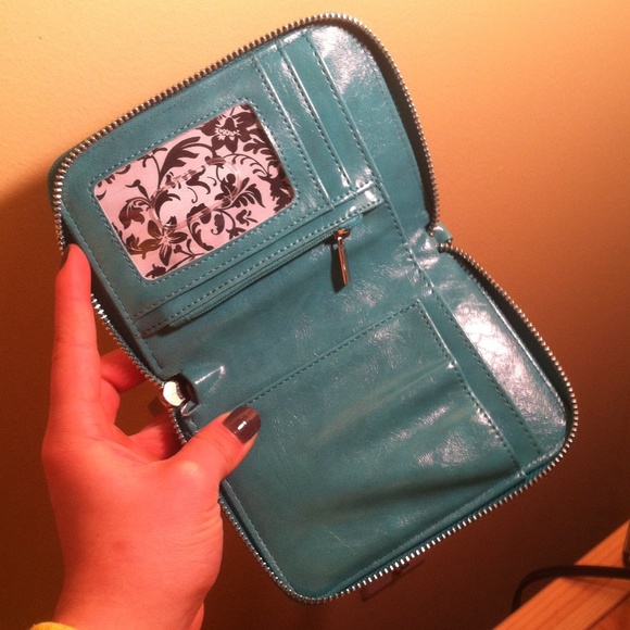 FREE with purchase of another item - Picture 2 of 3