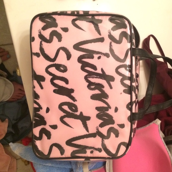 VS makeup bag