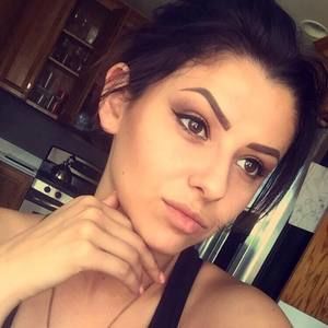 Meet your Posher, Bianca