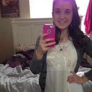 Meet your Posher, Madeline