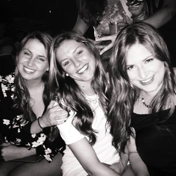 Meet your Posher, Caitlin - Picture 1 of 1