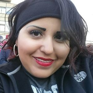 Meet your Posher, Sonia