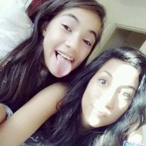 Meet your Posher, Hayley