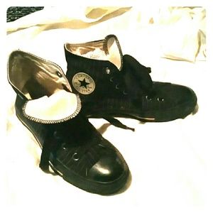 High-top Chuck-Taylor