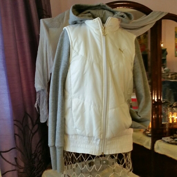 ON HOLD °•●Puma jacket ●•°