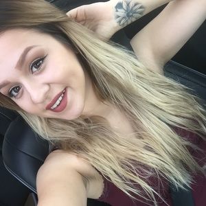 Meet your Posher, Kaleena