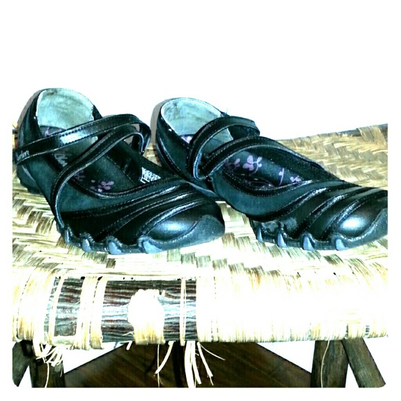 Skechers Mary Janes black size 6.5