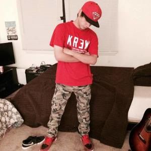 Meet your Posher, Thomas