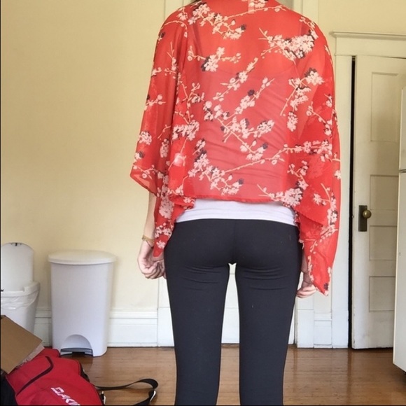 Dark orange flowered cover-up - Picture 3 of 4