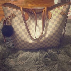 Beautiful patina bag!