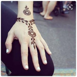 Meet your Posher, Ashanti