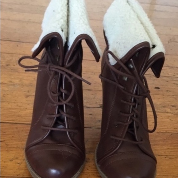 Brown winter boots - Picture 2 of 4