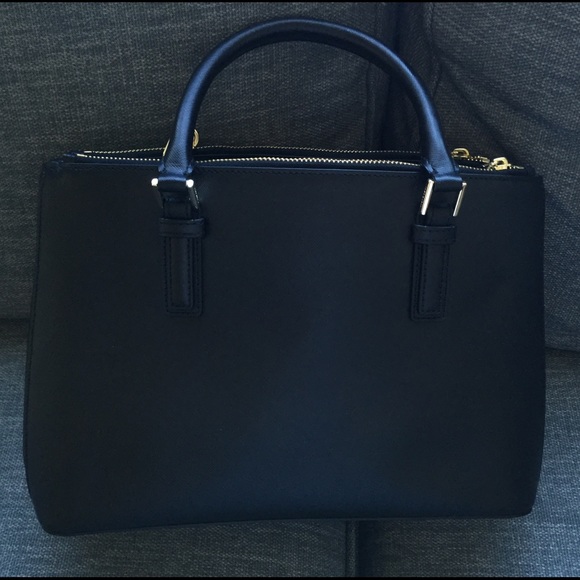🚫SOLD🚫Tory Burch Mini Robinson Tote, Black - Picture 2 of 4