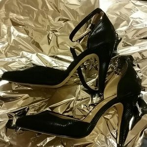 Ann Taylor Pump