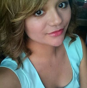 Meet your Posher, Jessica