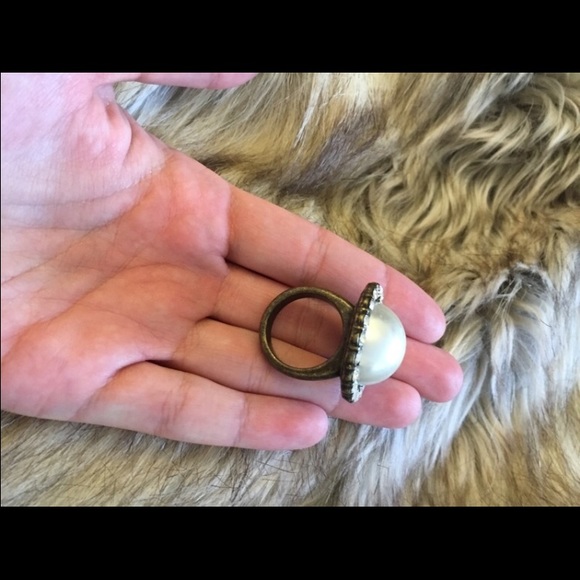 Diamond Pearl Ring - Picture 2 of 3