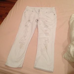 White Ripped skinny capris